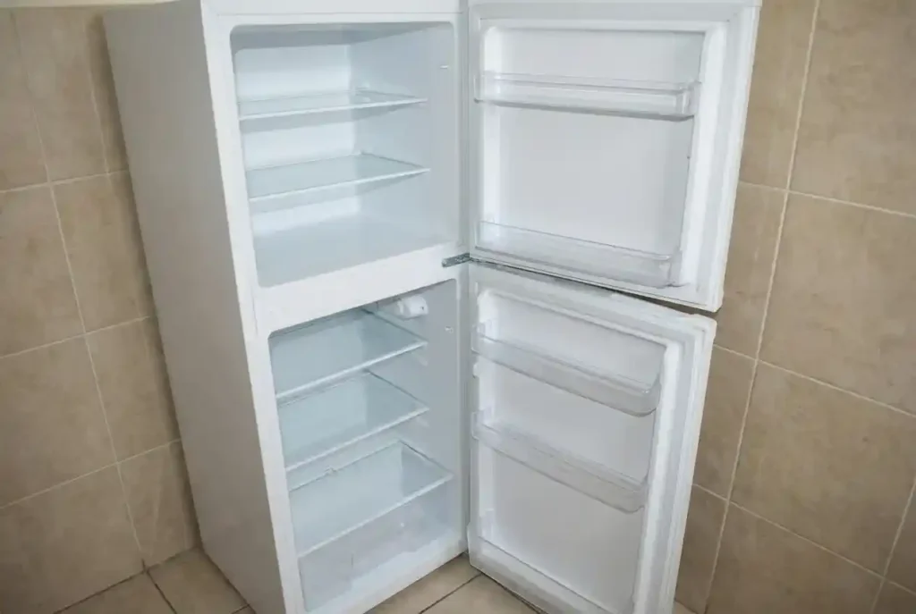 refrigerator electrician